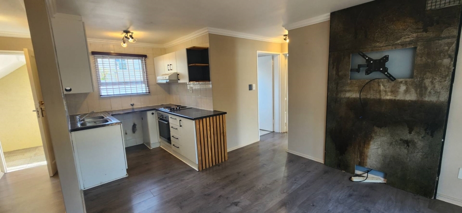 To Let 2 Bedroom Property for Rent in Table View Western Cape